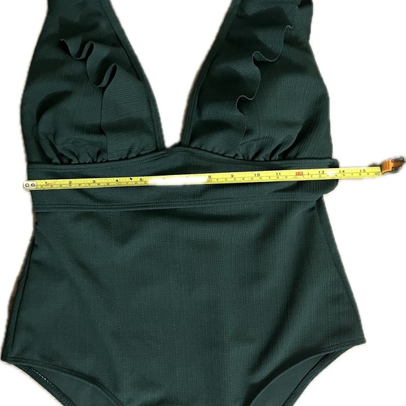 Elegant Dark Green One-Piece Swimsuit - Picture 4 of 7